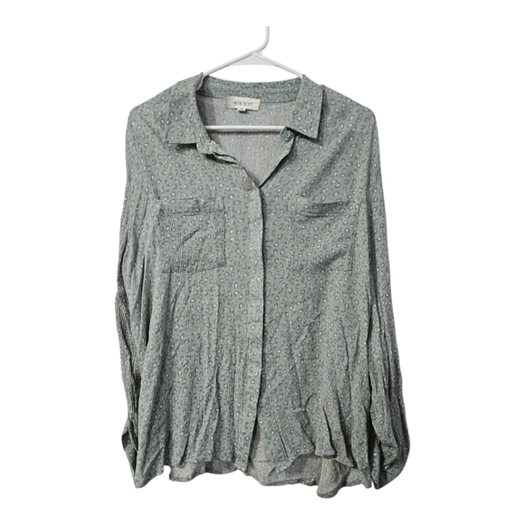 Hippie Rose Tops - Hippie Rose button down cheetah print blouse!